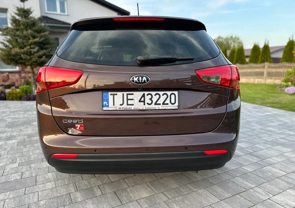 Kia Ceed cena 37515 przebieg: 227500, rok produkcji 2014 z Jędrzejów małe 67